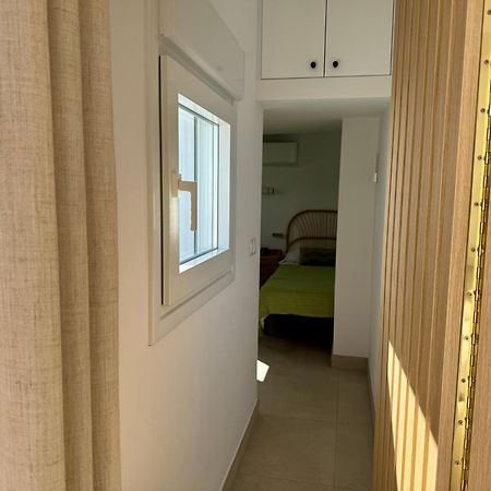 Sunnypalms - Beachfront Penthouse With Stunning Sea View Estepona Exterior foto
